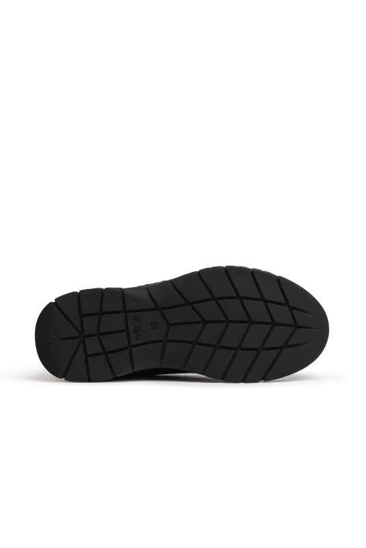 CALPE - schwarze Sneaker mit Schnürsenkeln