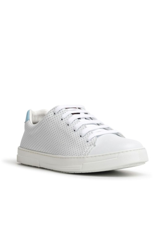 CASUAL - weiße Sneaker mit Schnürsenkeln